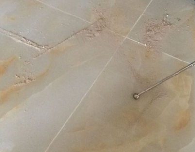 鸡西瓷砖空鼓维修公司分享粘合剂选择不当在瓷砖铺贴过程中可能导致以下问题